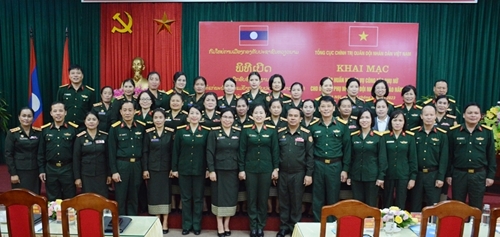 Tập huấn nghiệp vụ công tác phụ nữ cho cán bộ phụ nữ Quân đội nhân dân Lào