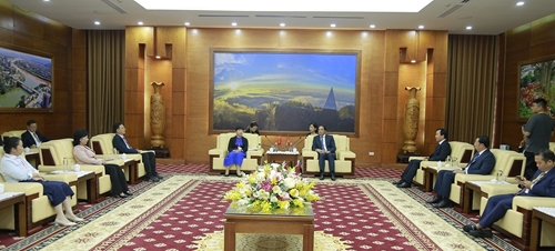 Đẩy mạnh hợp tác thương mại, quản lý biên giới giữa hai tỉnh Lào Cai Việt Nam và Vân Nam Trung Quốc