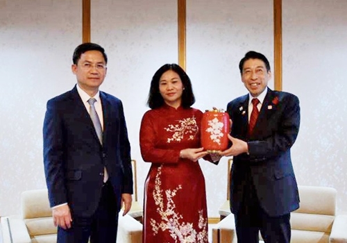 Thúc đẩy quan hệ hữu nghị hợp tác toàn diện giữa Hà Nội và tỉnh Fukuoka Nhật Bản