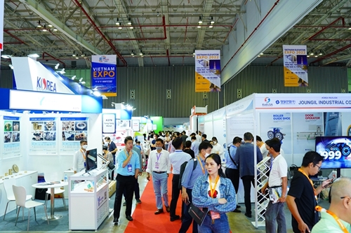1 200 đơn vị tham gia Hội chợ Thương mại Quốc tế Việt Nam lần thứ 21