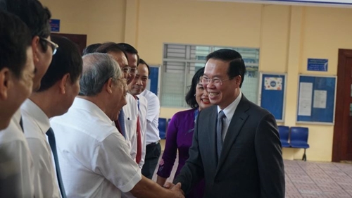 Chủ tịch nước thăm Trường Đại học Khoa học Xã hội và Nhân văn - Đại học Quốc gia TP Hồ Chí Minh