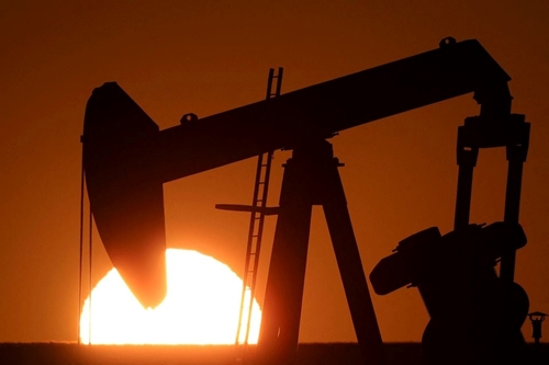 IEA nâng dự báo tăng trưởng nhu cầu dầu mỏ toàn cầu
