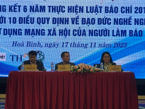 Nâng cao đạo đức nghề nghiệp của người làm báo ở Việt Nam