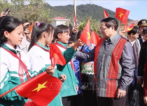 Thủ tướng Chính phủ dự Ngày hội Đại đoàn kết toàn dân tộc tại tỉnh Lai Châu