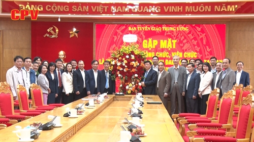Ban Tuyên giáo Trung ương gặp mặt nhân Ngày Nhà giáo Việt Nam 20 11