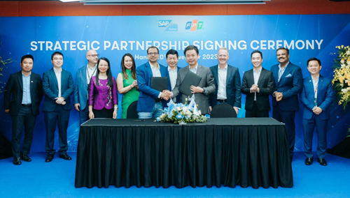 Công ty công nghệ Việt Nam đầu tiên là đối tác chiến lược cấp khu vực của SAP
