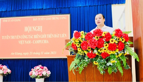 Đẩy mạnh tuyên truyền công tác biên giới trên đất liền Việt Nam - Campuchia
