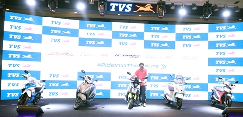 Ra mắt dòng sản phẩm của Công ty TVS Motor tại Việt Nam