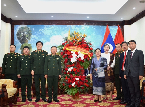 Chúc mừng 48 năm ngày Quốc khánh nước Cộng hòa Dân chủ nhân dân Lào