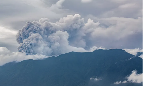 Indonesia Núi lửa Marapi bất ngờ thức giấc khiến hàng chục người leo núi thương vong