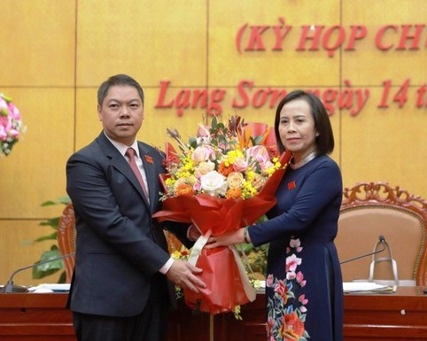 Phê chuẩn đồng chí Đoàn Thanh Sơn giữ chức Phó Chủ tịch UBND tỉnh Lạng Sơn