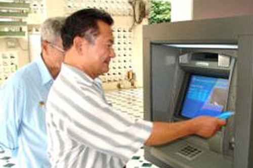 Hà Nội Tỷ lệ nhận lương hưu qua thẻ ATM đạt 44,35