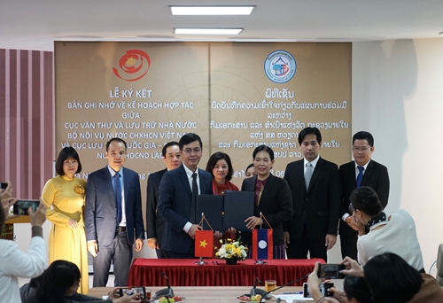 Việt Nam - Lào tăng cường hợp tác trong lĩnh vực văn thư-lưu trữ