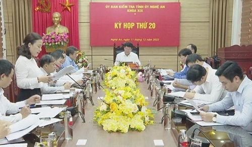 Nghệ An Khiển trách Phó Chủ tịch UBND huyện Tân Kỳ