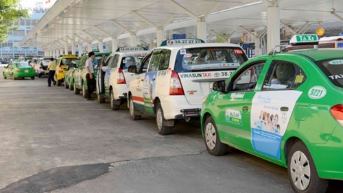 Tăng cường quản lý các hoạt động vận tải hành khách bằng xe taxi