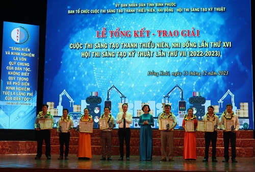 Trao giải Cuộc thi sáng tạo thanh thiếu niên, nhi đồng và Hội thi sáng tạo kỹ thuật tỉnh Bình Phước