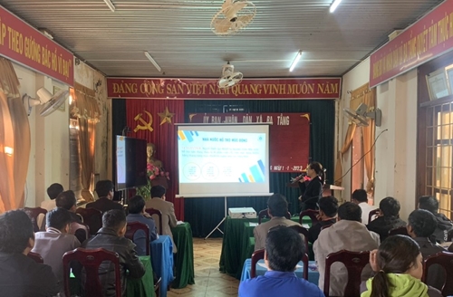 Truyền thông chính sách bảo hiểm tới đồng bào dân tộc thiểu số huyện Hướng Hóa