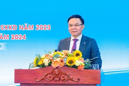 Ông Lê Mạnh Hùng làm Chủ tịch HĐTV Tập đoàn Dầu khí Việt Nam