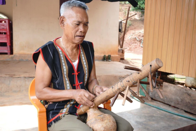 Kon Tum Phát huy vai trò già làng, người có uy tín trong vùng đồng bào dân tộc thiểu số