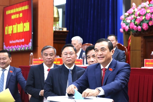 Quảng Nam lấy phiếu tín nhiệm 28 người giữ chức vụ do HĐND tỉnh bầu