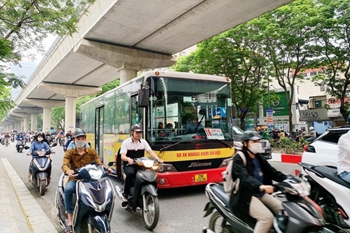 Lịch vận hành phương tiện công cộng tại Hà Nội dịp Tết Dương lịch 2024