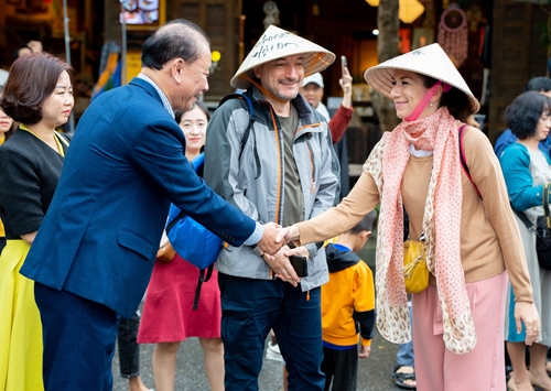 Lượng khách đến Quảng Nam tăng 130 trong dịp Tết Dương lịch 2024