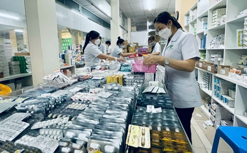 Bộ Y tế đề xuất quy định việc đấu thầu thuốc tại các cơ sở y tế công lập