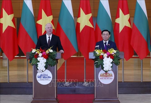 Thúc đẩy hợp tác Việt Nam - Bulgaria chặt chẽ và hiệu quả hơn nữa