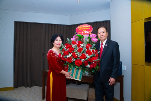 Phó Chủ tịch Quốc hội Lào Chaleun Yiapaoher Dân ca Ví Giặm của Việt Nam rất hay và độc đáo
