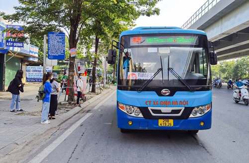 Tuyến buýt nào ở Hà Nội sắp dừng