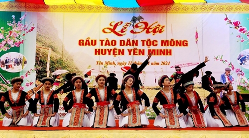 Gầu Tào - Lễ hội sớm của người Mông ở Yên Minh, Hà Giang
