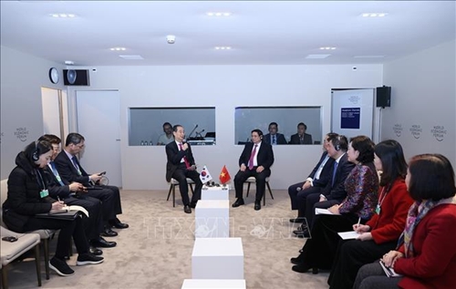 Thủ tướng Phạm Minh Chính gặp lãnh đạo các nước, tổ chức quốc tế
