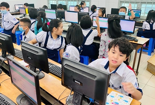 TP Hồ Chí Minh xây dựng nền giáo dục tiên tiến, hiện đại