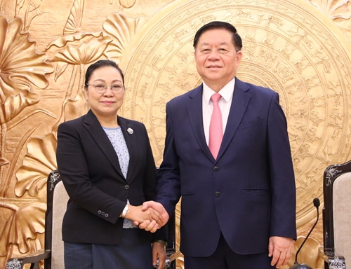Vun đắp mối quan hệ đoàn kết đặc biệt Việt Nam - Lào