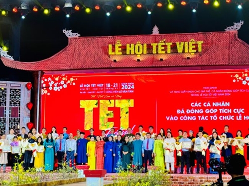 Lễ hội Tết Việt 2024 Tôn vinh truyền thống - Kiến tạo tương lai
