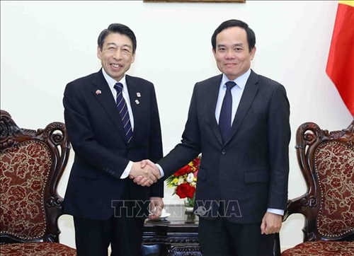 Phó Thủ tướng Trần Lưu Quang tiếp Thống đốc tỉnh Fukuoka Nhật Bản