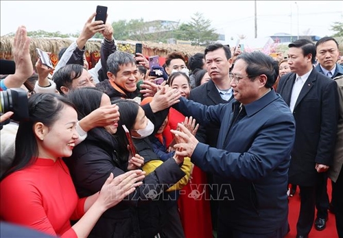 Thủ tướng dự Ngày hội công nhân - Đón chào Xuân mới tại Thanh Hóa