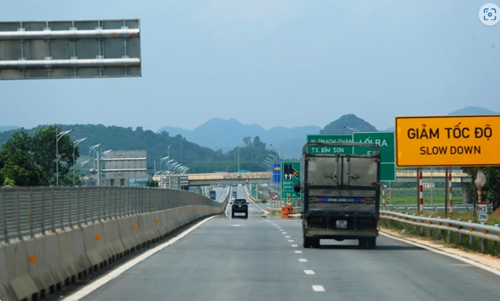 Cục Đường bộ đề nghị nâng tốc độ tối đa lên 90km h trên cao tốc 4 làn xe hạn chế
