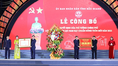 Bắc Giang Công bố Quyết định công nhận huyện Lục Nam đạt chuẩn nông thôn mới năm 2023