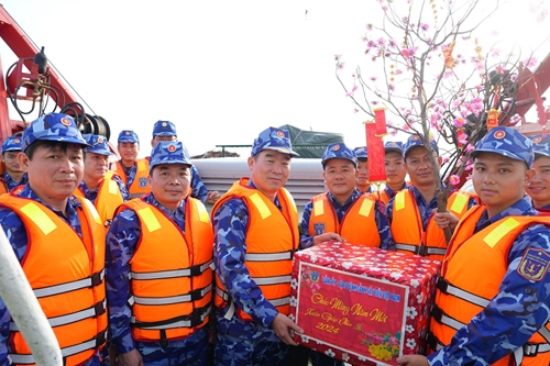 Cảnh sát biển Việt Nam quyết tâm giữ bình yên biển, đảo Tổ quốc