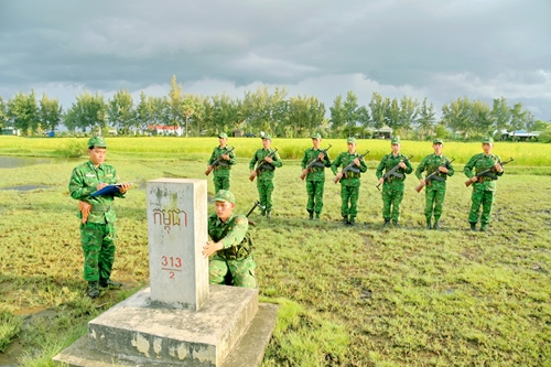 Bộ đội Biên phòng tỉnh Kiên Giang Vượt khó giữ bình yên Tổ quốc