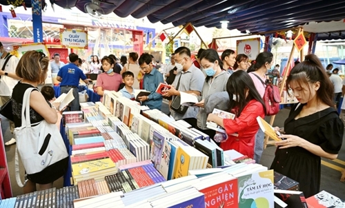 Nâng cao thói quen đọc sách cho người dân TP Hồ Chí Minh