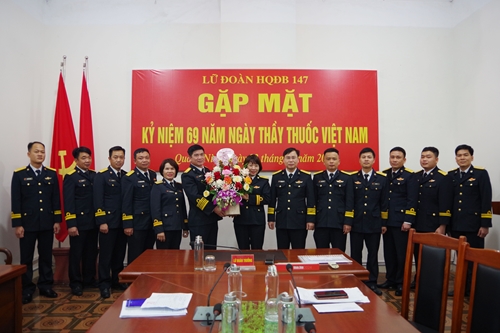 Lữ đoàn 147 Hải quân Gặp mặt kỷ niệm 69 năm Ngày Thầy thuốc Việt Nam