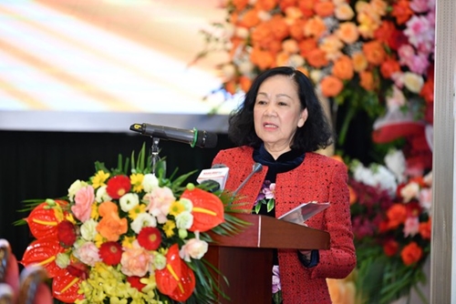 Đồng chí Trương Thị Mai dự Lễ kỷ niệm 35 năm ngày Báo Nhân Dân cuối tuần ra số đầu