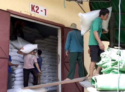 Xuất cấp hơn 34 164 tấn gạo dự trữ hỗ trợ học sinh học kỳ II