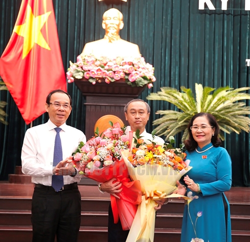 Đồng chí Huỳnh Thanh Nhân được bầu giữ chức Phó Chủ tịch HĐND TP Hồ Chí Minh
