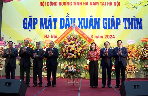 Hội đồng hương tỉnh Hà Nam tại Hà Nội đóng góp thiết thực cho sự phát triển quê hương