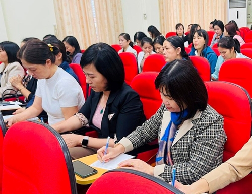 Hà Nội Tập huấn chuyển đổi số cho 579 chủ tịch Hội Liên hiệp phụ nữ