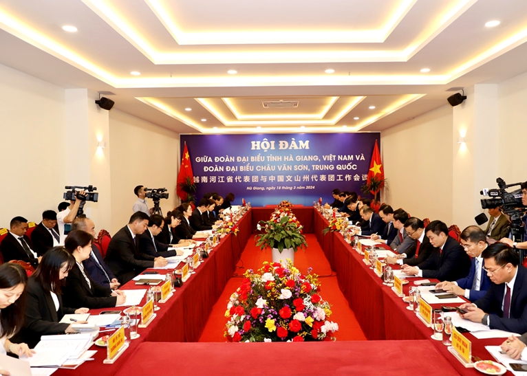Thúc đẩy giao lưu, hợp tác giữa tỉnh Hà Giang và châu Văn Sơn ngày càng hiệu quả, thực chất