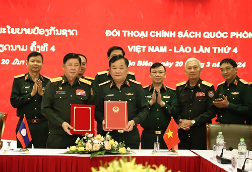 Tăng cường hợp tác quốc phòng Việt Nam - Lào